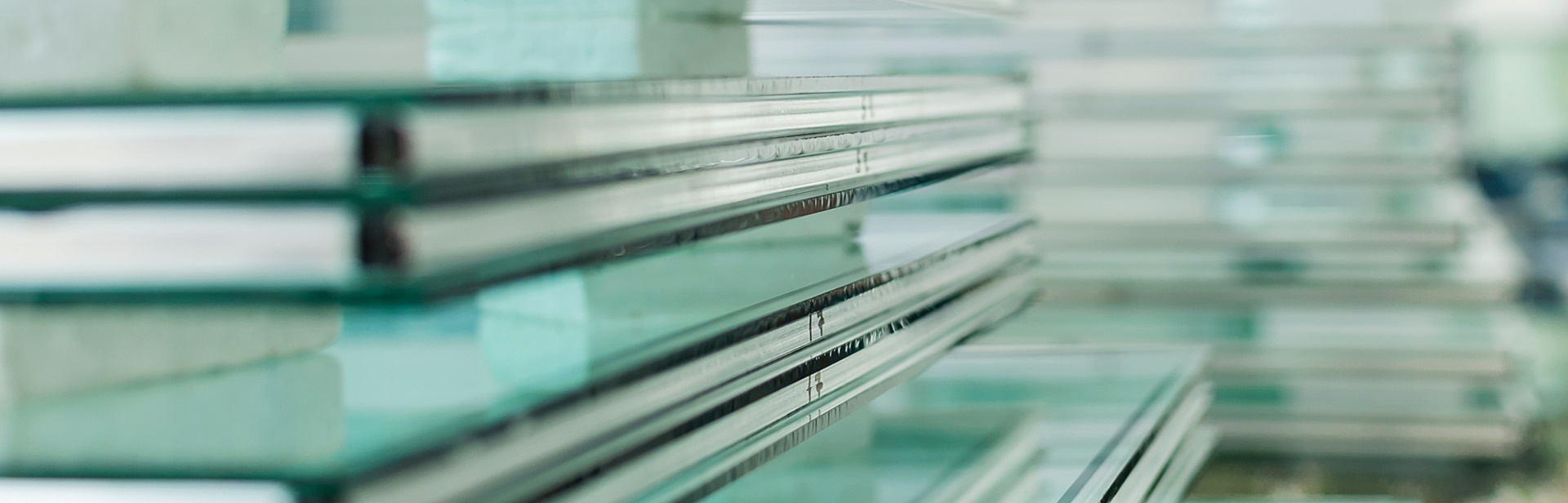 Ö-Glass Ömer Uzuner aus Traun im Bezirk Linz-Land in Oberösterreich